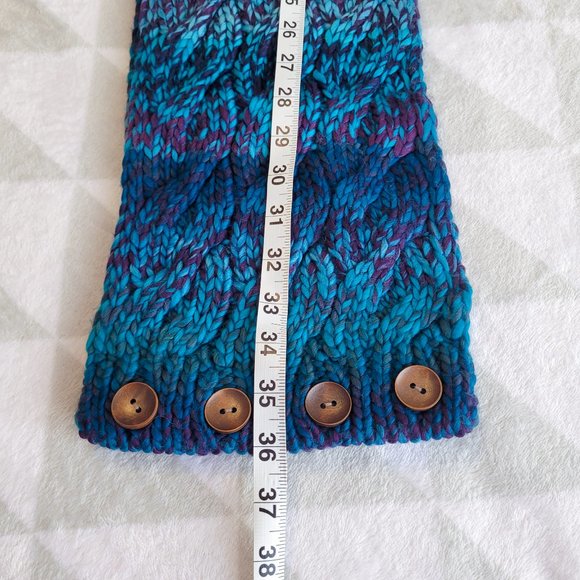 Blue Beanie Toque, Pompom Hat, Gloves, Scarf, Cable Knit Warm Matching Set - Picture 10 of 11